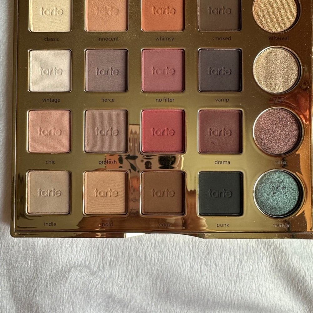 Tarte Eyeshadow Palette - Multicolor
